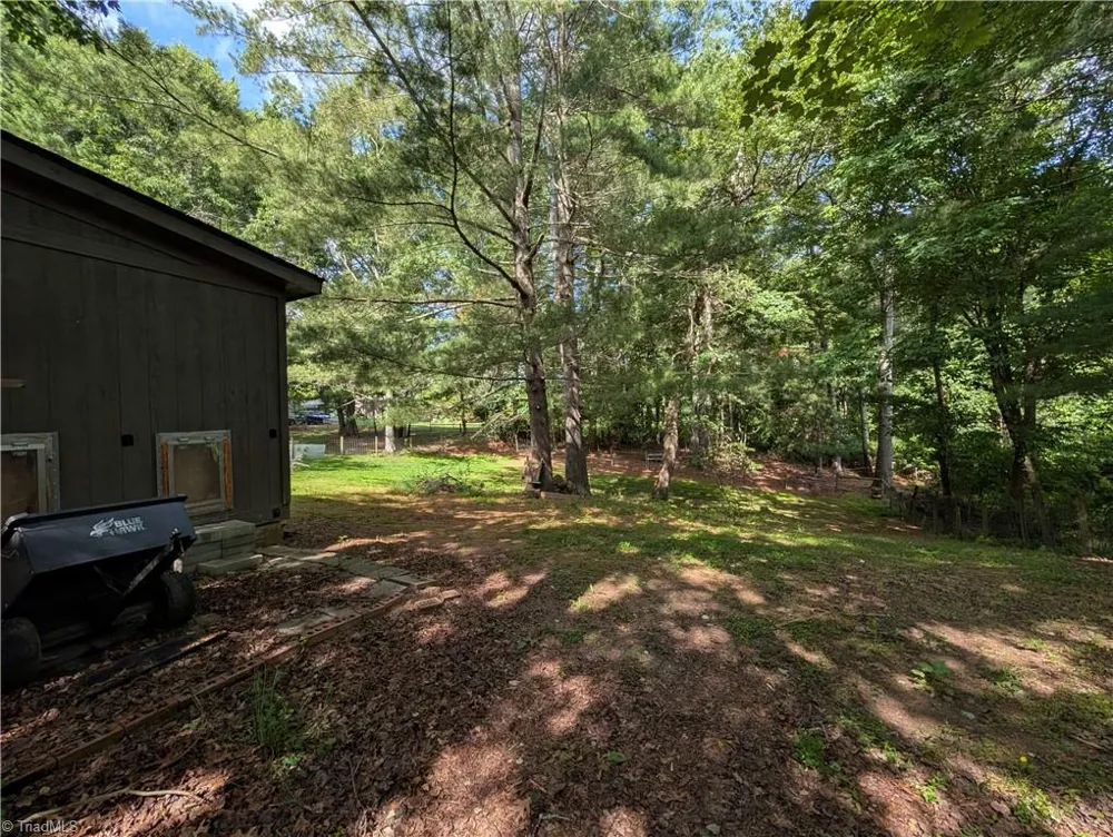 95 Glade Creek Road Sparta, NC 28675