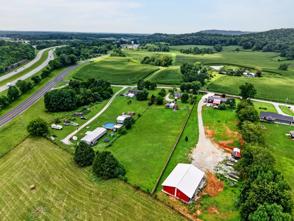 234 Jim Hennessee Rd Sparta, TN 38583