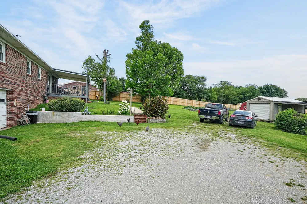 234 Jim Hennessee Rd Sparta, TN 38583
