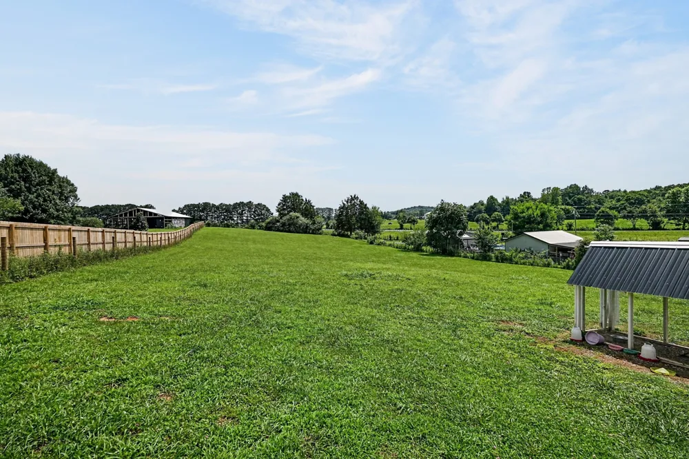 234 Jim Hennessee Rd Sparta, TN 38583