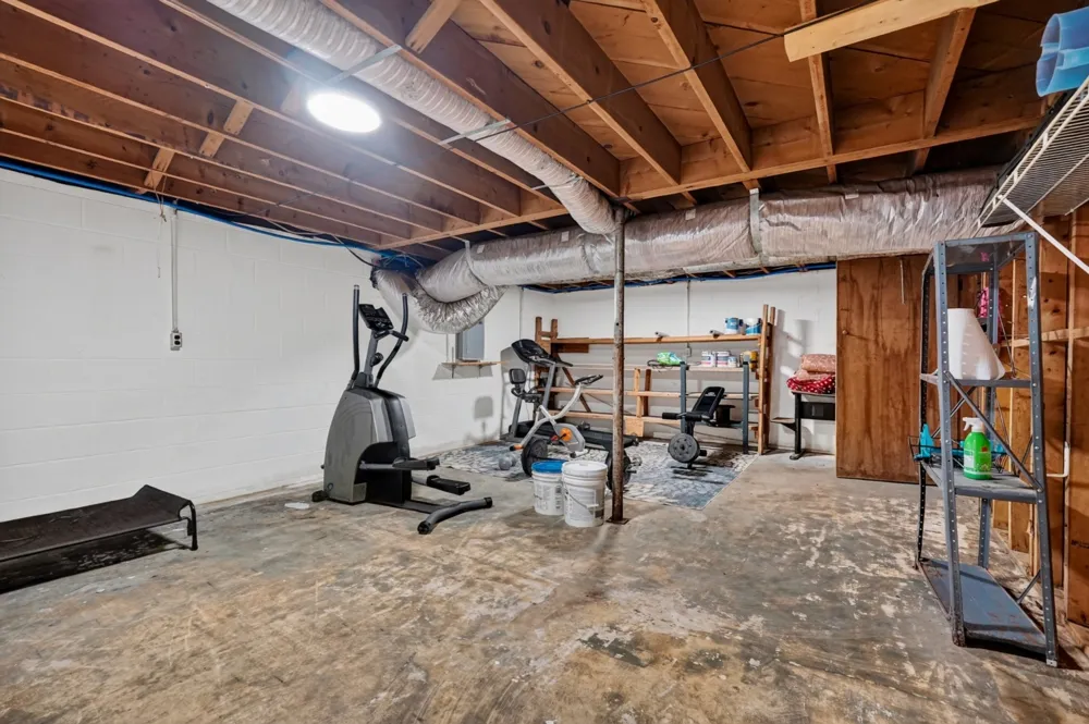 234 Jim Hennessee Rd Sparta, TN 38583