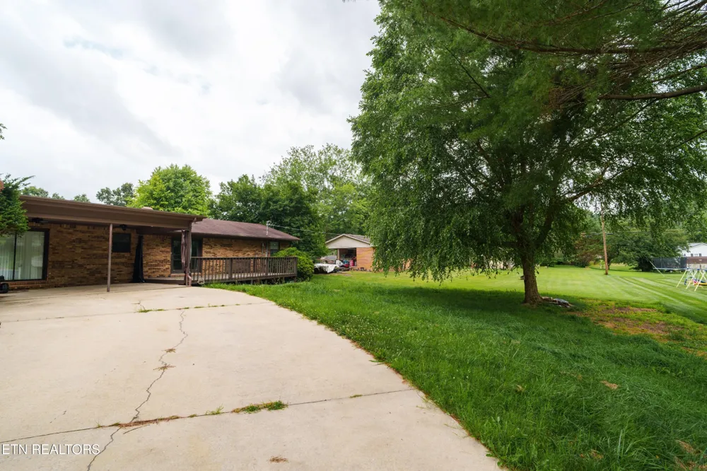 405 Dogleg Drive Livingston, TN 38570