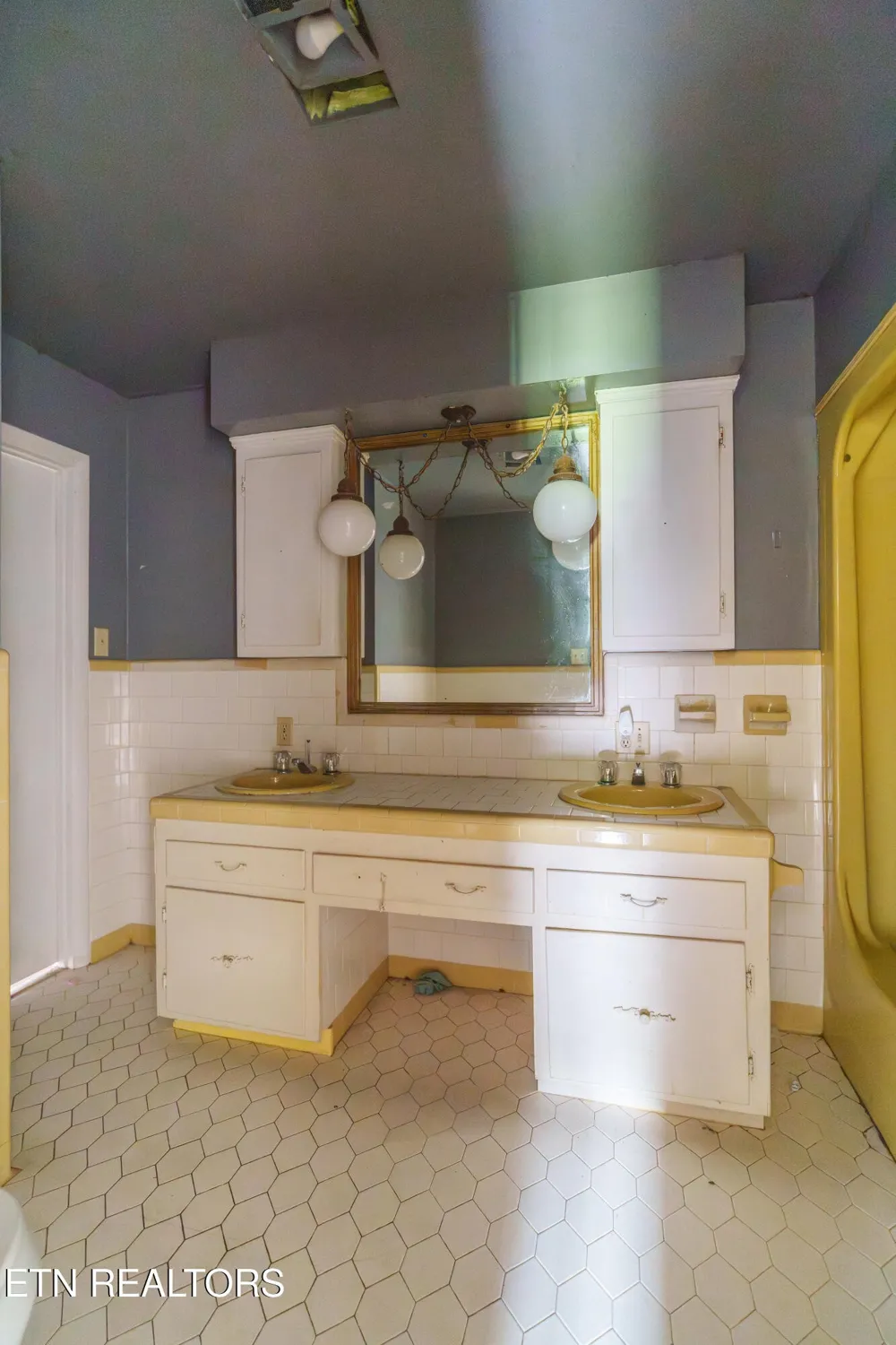 405 Dogleg Drive Livingston, TN 38570