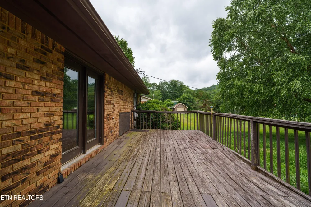 405 Dogleg Drive Livingston, TN 38570