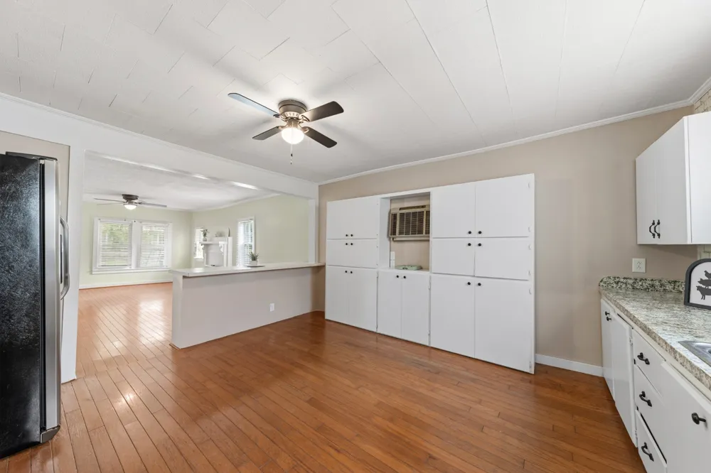 330 Holly Grove Rd Lewisburg, TN 37091