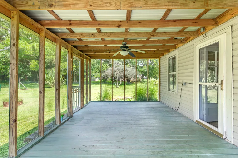 330 Holly Grove Rd Lewisburg, TN 37091