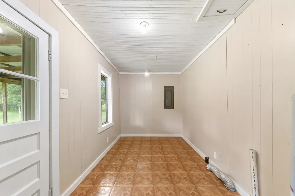 330 Holly Grove Rd Lewisburg, TN 37091