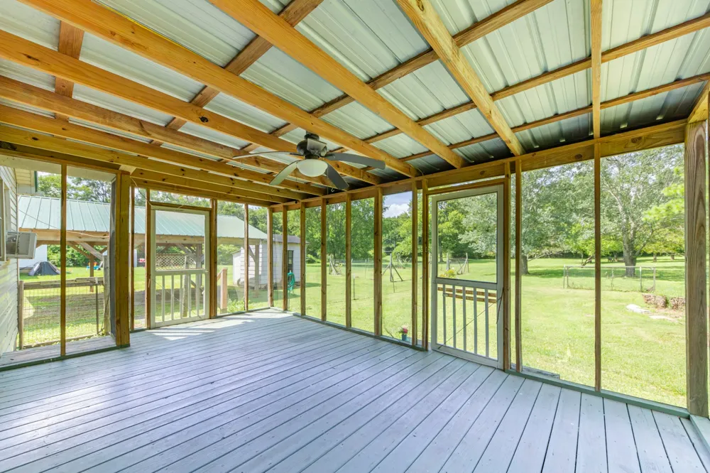 330 Holly Grove Rd Lewisburg, TN 37091