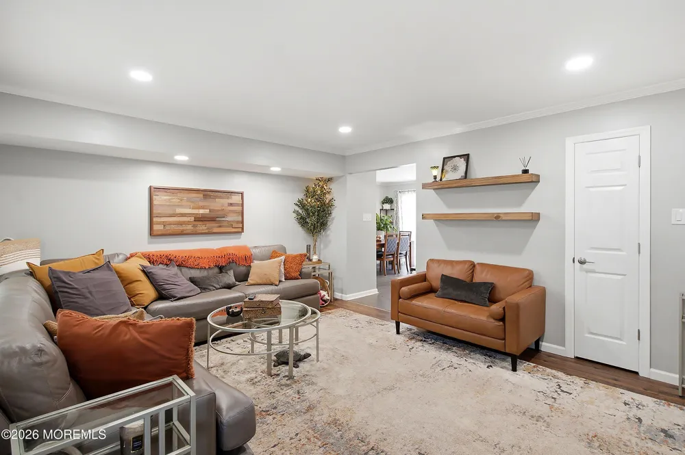 7 Cidermill Court Howell, NJ 07731