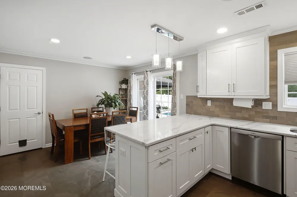 7 Cidermill Court Howell, NJ 07731