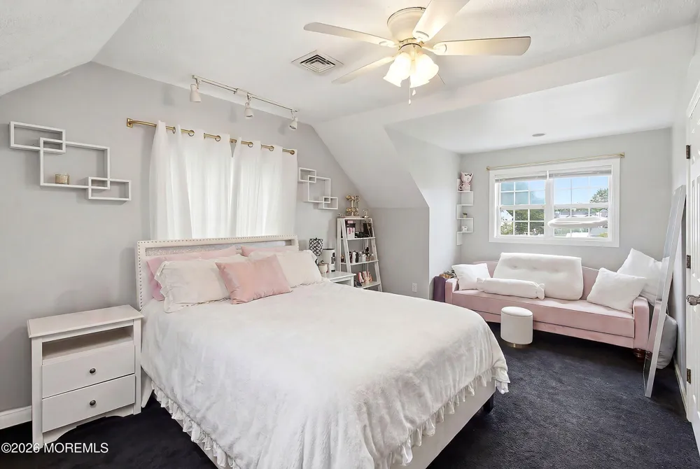 7 Cidermill Court Howell, NJ 07731