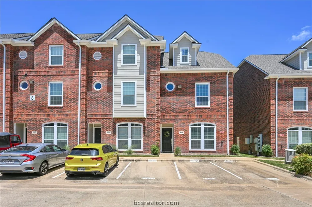 305 Holleman E #805 College Station, TX 77840