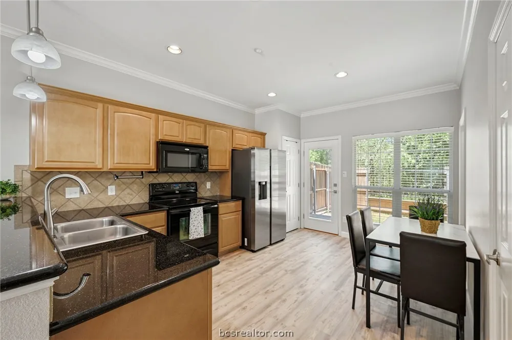 305 Holleman E #805 College Station, TX 77840