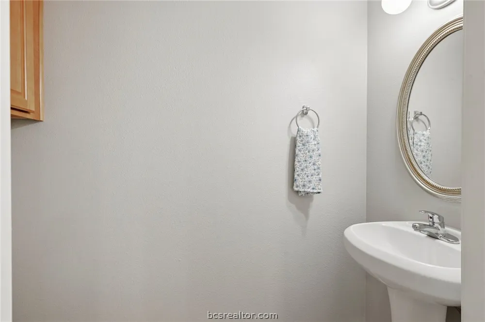 305 Holleman E #805 College Station, TX 77840
