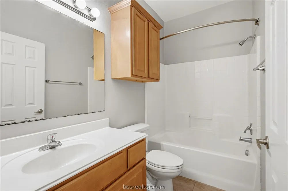305 Holleman E #805 College Station, TX 77840