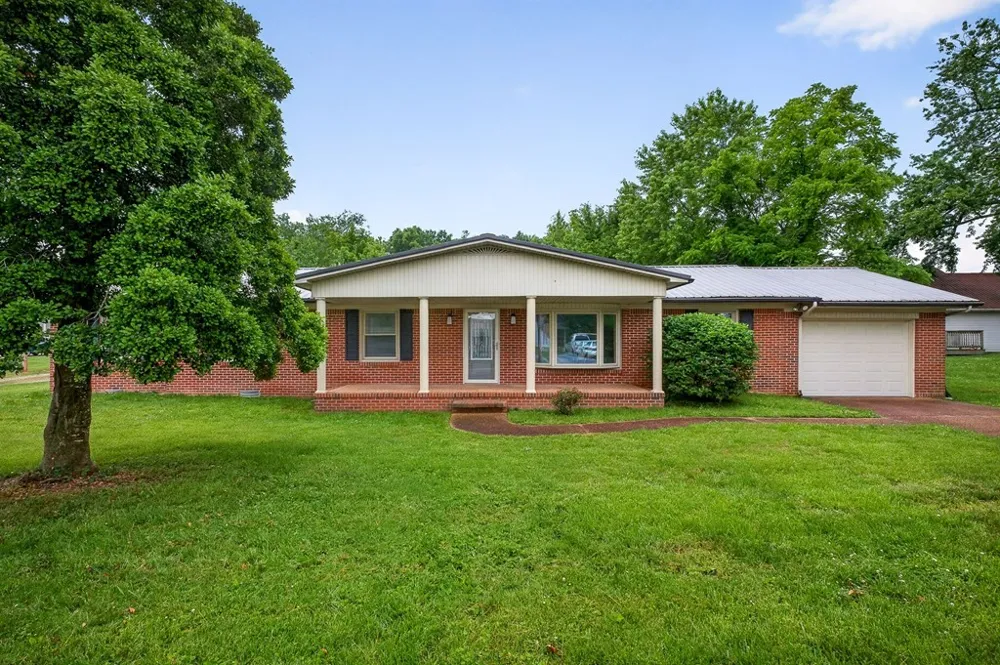 1115 Patrick St Cookeville, TN 38501