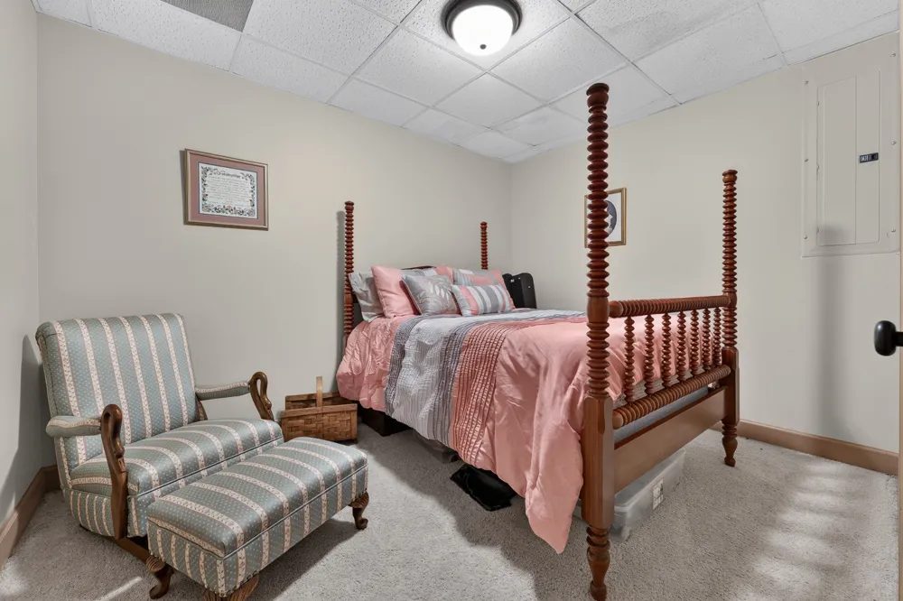 663 Lake Haven Dr Tullahoma, TN 37388