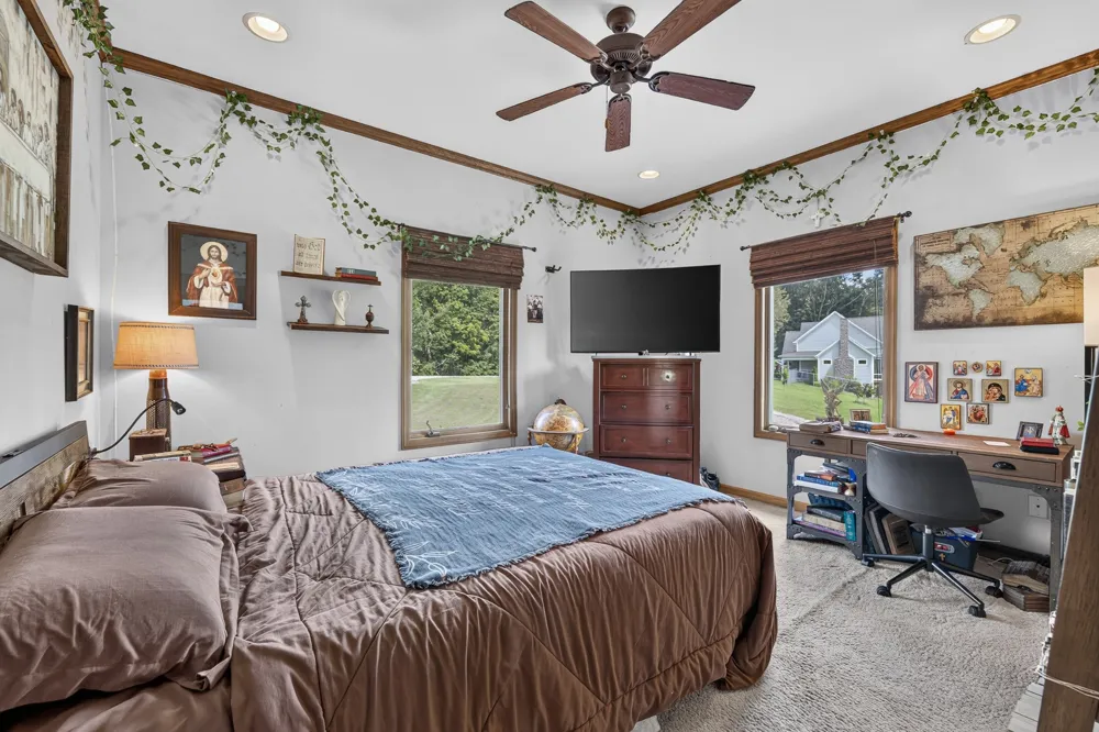 663 Lake Haven Dr Tullahoma, TN 37388