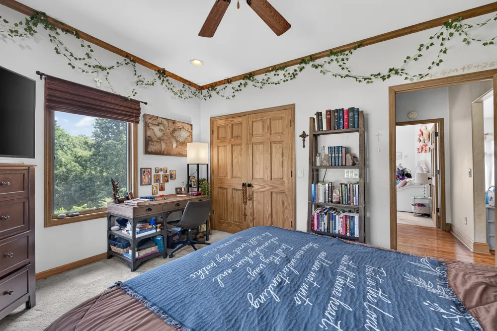 663 Lake Haven Dr Tullahoma, TN 37388
