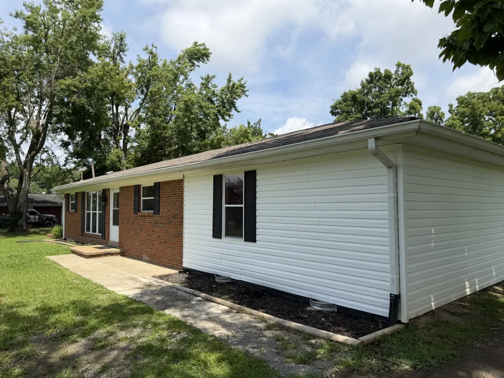 1009 Due West Cir Lafayette, TN 37083