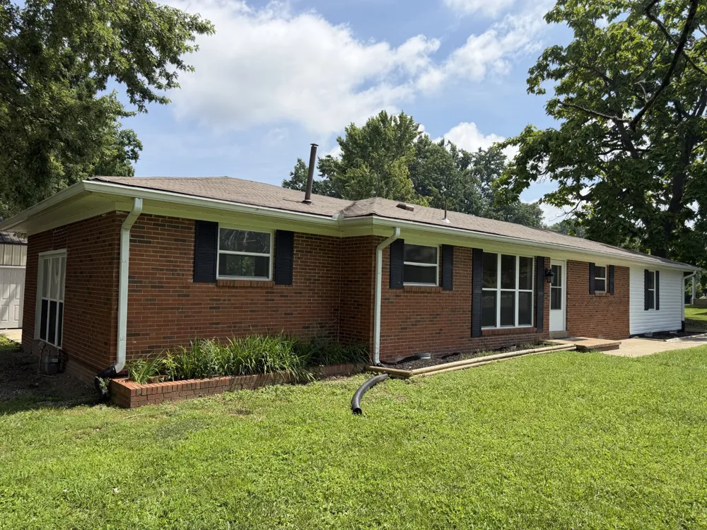 1009 Due West Cir Lafayette, TN 37083