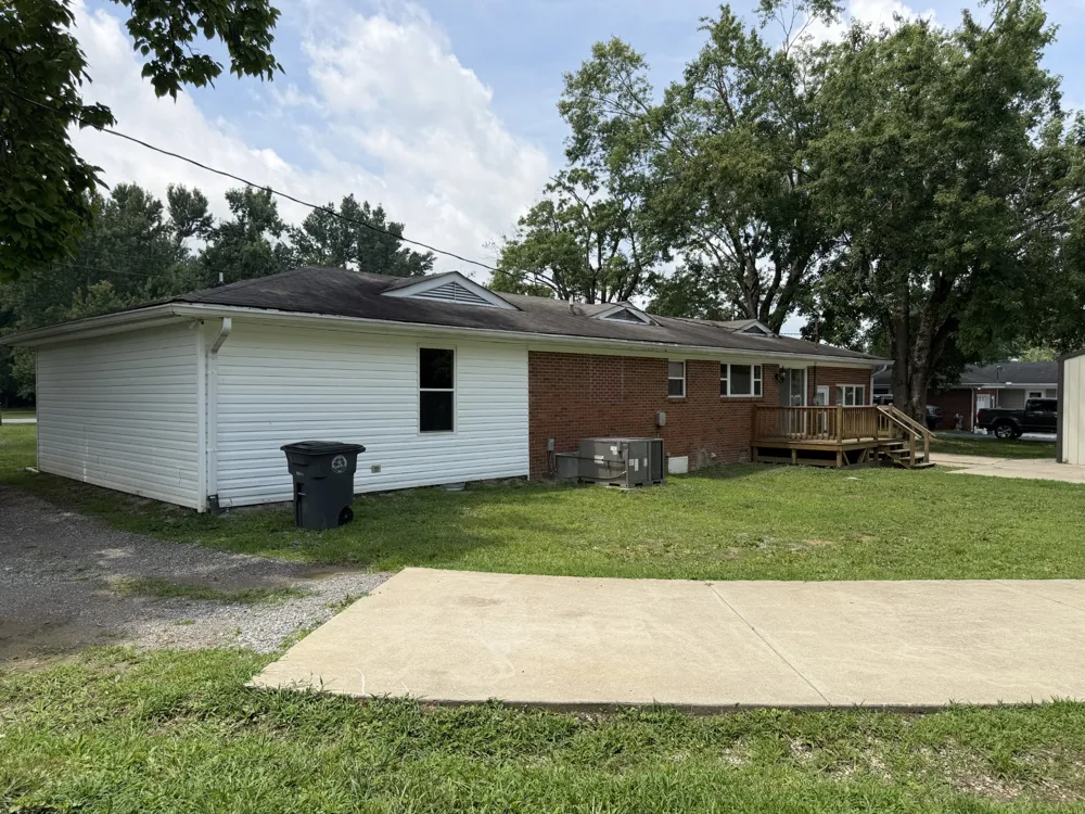 1009 Due West Cir Lafayette, TN 37083