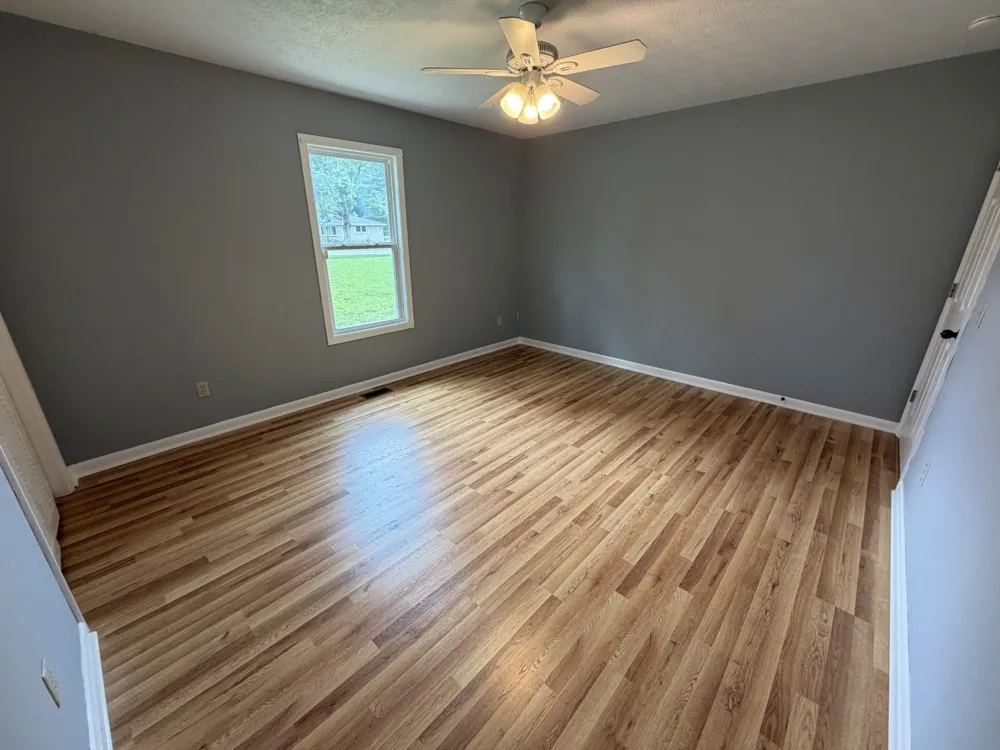 1009 Due West Cir Lafayette, TN 37083