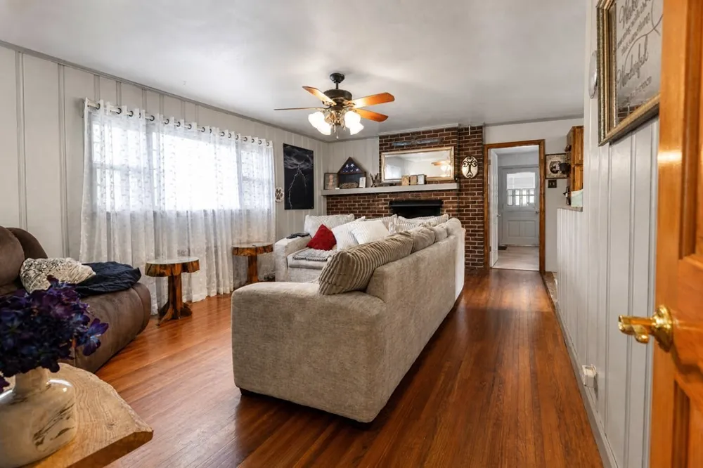 165 Smith Ln Camden, TN 38320
