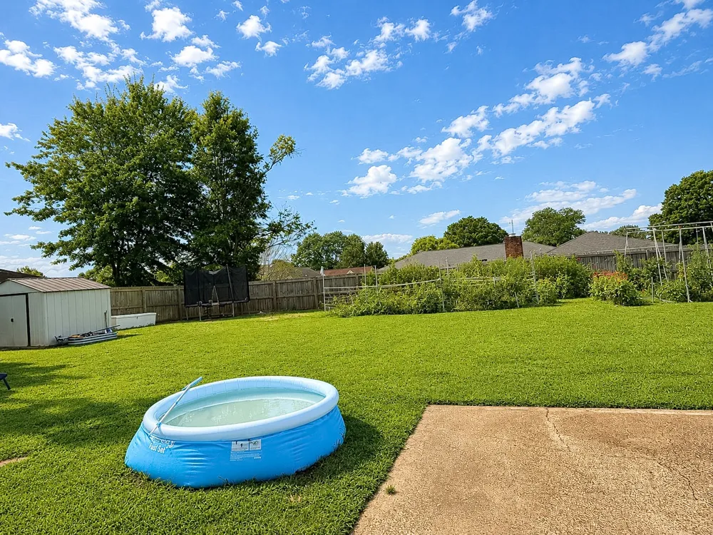 133 Oak Hill Dr E Florence, AL 35633