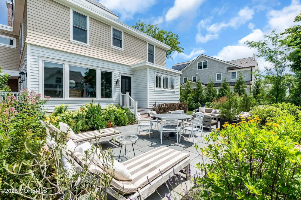 207209 Newark Avenue Spring Lake, NJ 07762