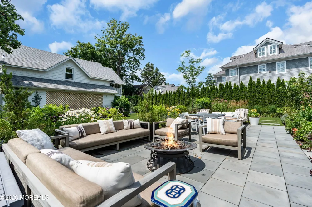 207209 Newark Avenue Spring Lake, NJ 07762