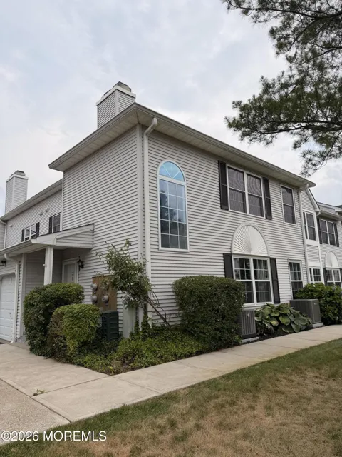 36 Racquet Road