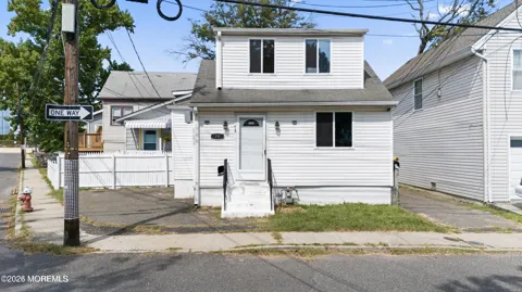 73 Oak Street