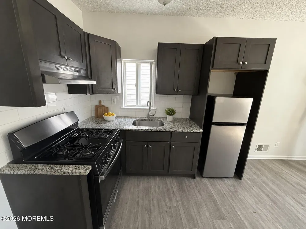 73 Oak Street Keansburg, NJ 07734