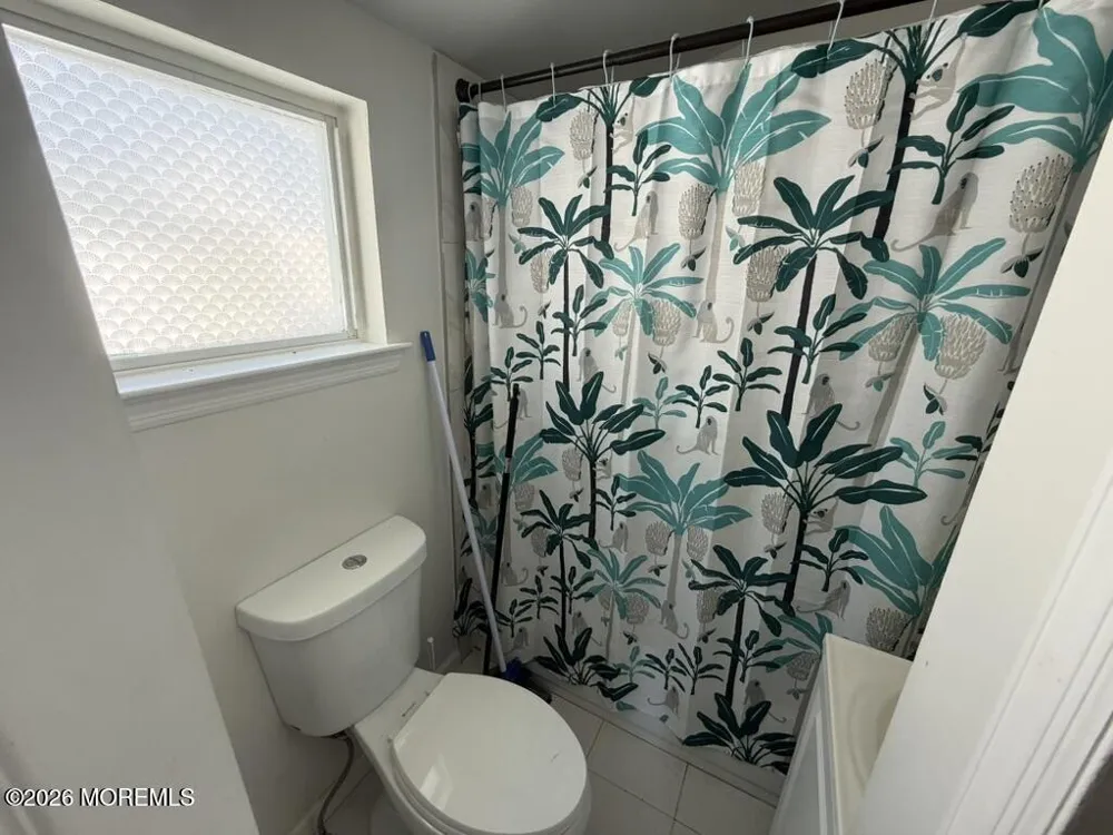 73 Oak Street Keansburg, NJ 07734