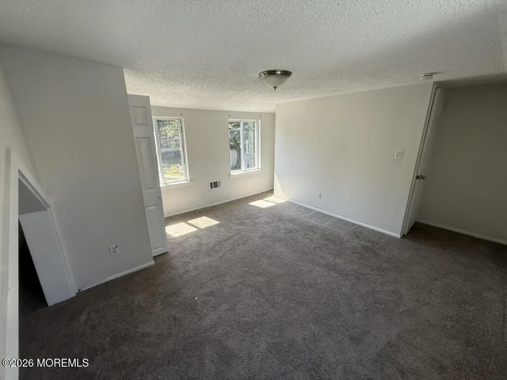 73 Oak Street Keansburg, NJ 07734