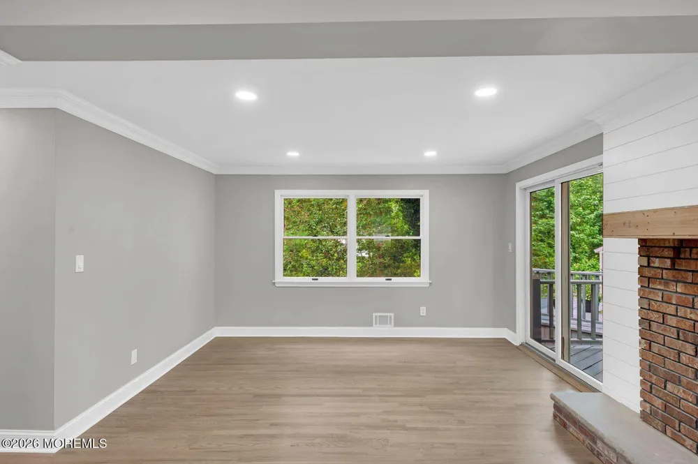 21 Park Avenue Hazlet, NJ 07730