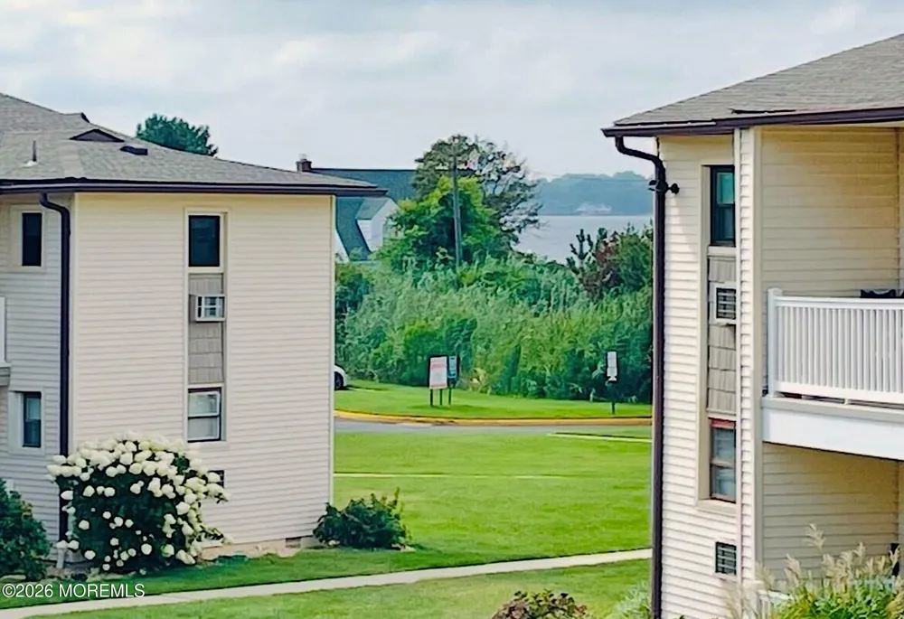 34 Wharfside Drive Monmouth Beach, NJ 07750