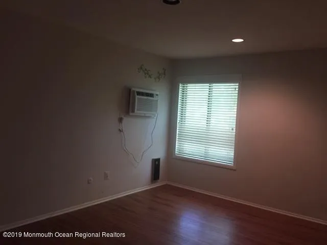 171 Amberly Drive #H Manalapan, NJ 07726