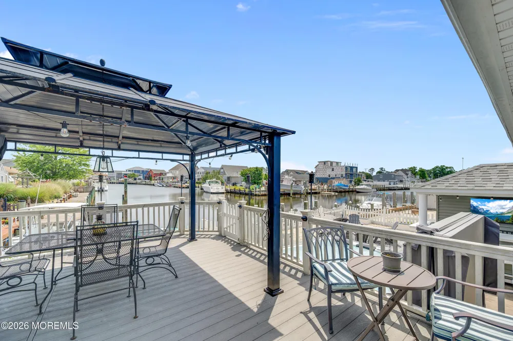 964 Seagull Drive Lanoka Harbor, NJ 08734