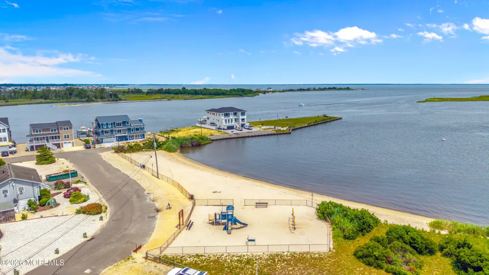 964 Seagull Drive Lanoka Harbor, NJ 08734