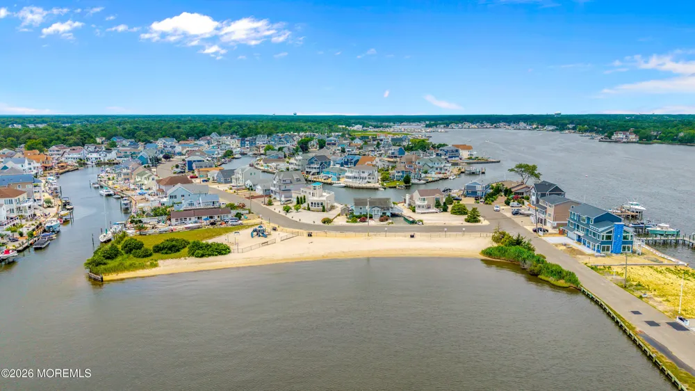 964 Seagull Drive Lanoka Harbor, NJ 08734