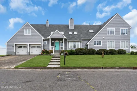 24 Highland Avenue