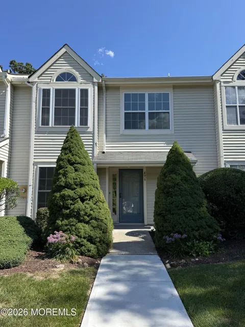 496 Cottonwood Court