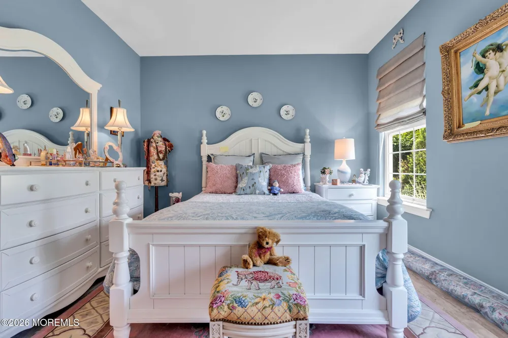 11 Mulberry Drive Manahawkin, NJ 08050