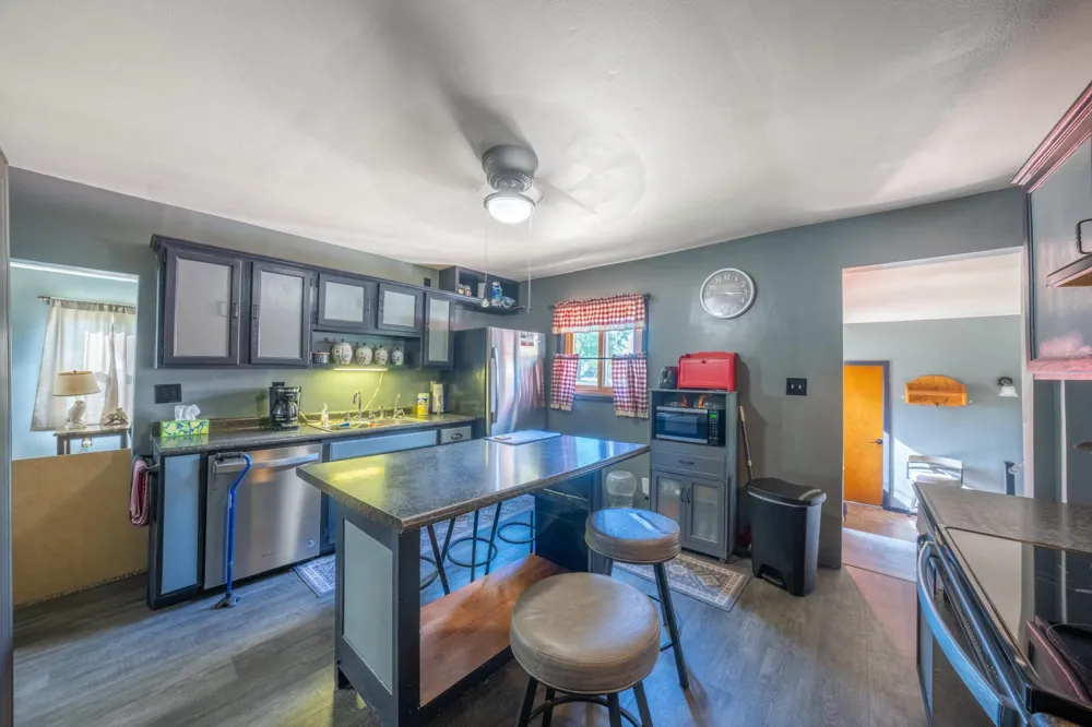 610 4th Street Le Sueur, MN 56058