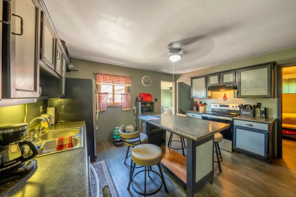 610 4th Street Le Sueur, MN 56058