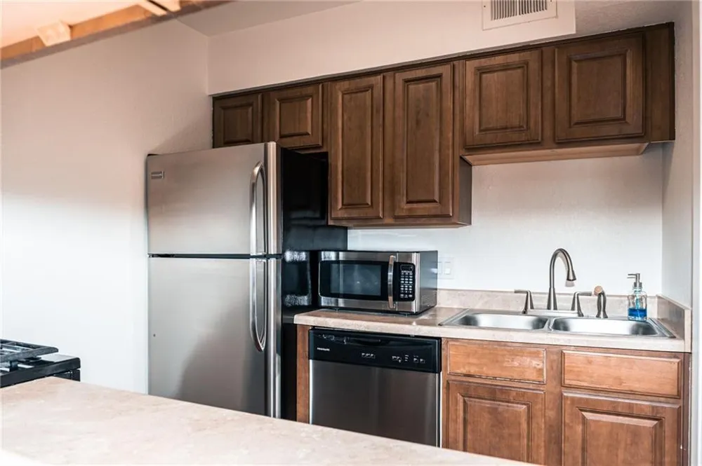 2425 Ashdale Drive #60 Austin, TX 78757