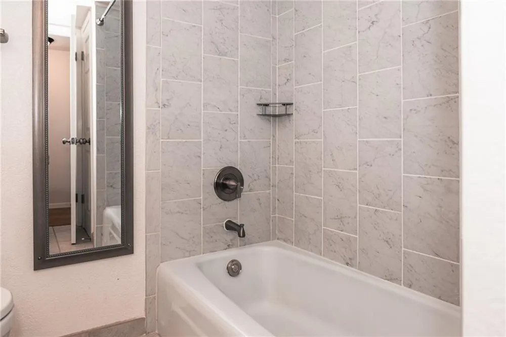 2425 Ashdale Drive #60 Austin, TX 78757