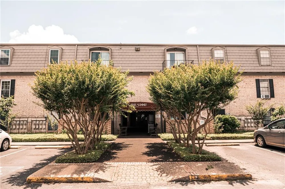 2425 Ashdale Drive #60 Austin, TX 78757